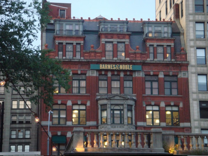 2451352895_1b42a3474f_b